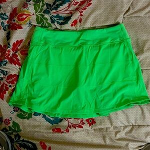 Lululemon pace rival mid-rise skirt